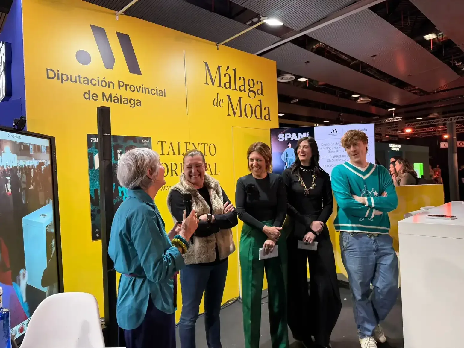 Stand de Málaga de Moda con probador virtual en la Mercedes-Benz Fashion Week Madrid